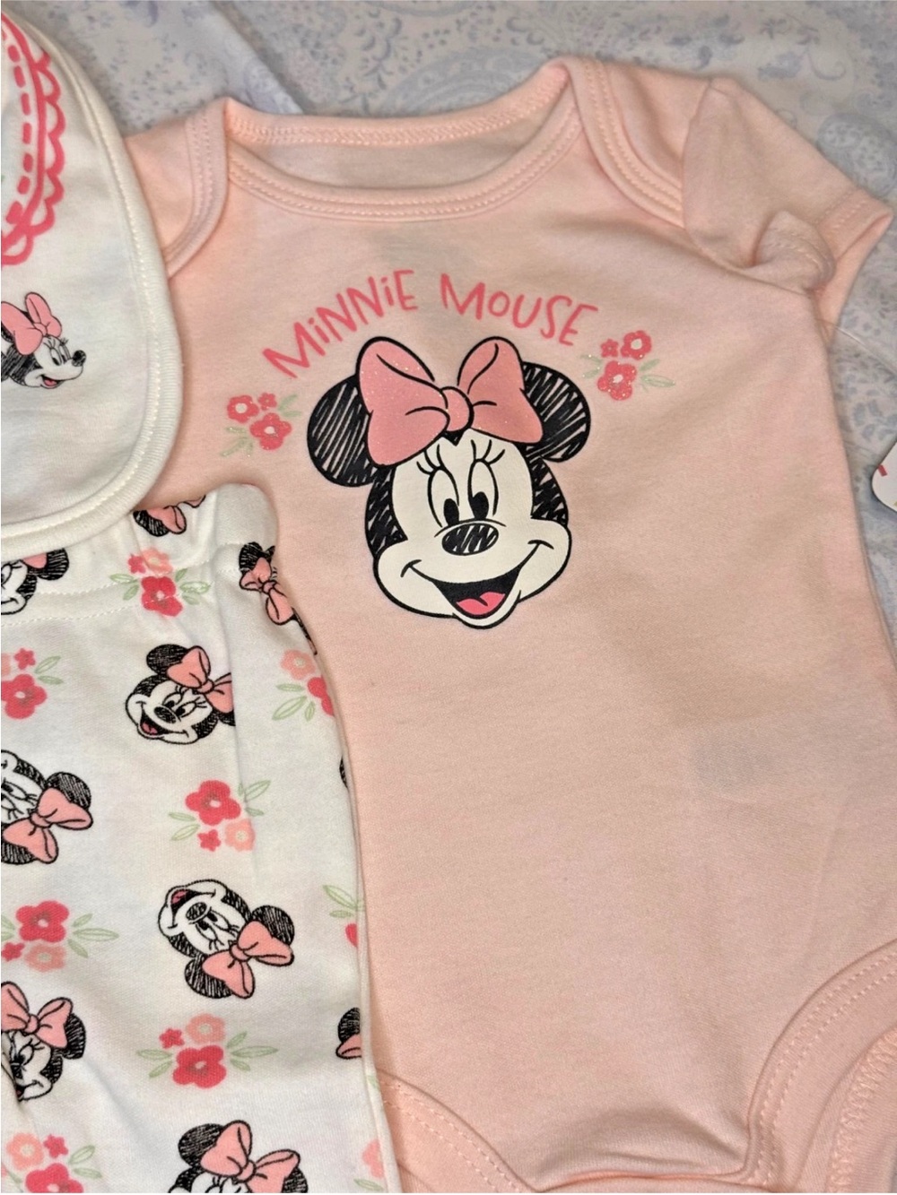 Disney Baby Minnie Mouse 3 piece infant set - Picture 2 of 5